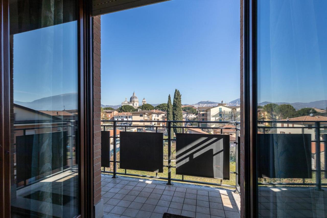 Apartamento Gli Angeli Asís Exterior foto