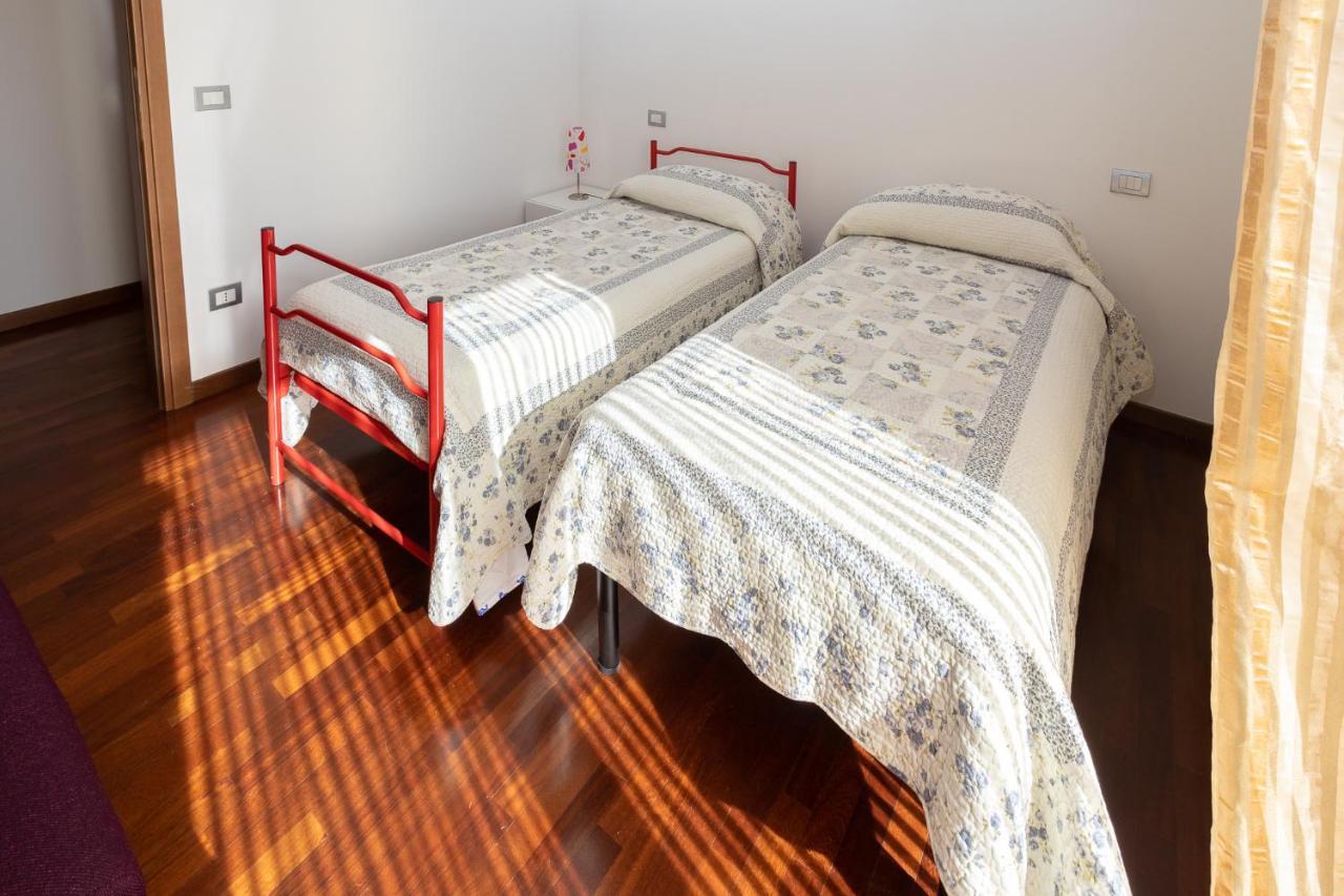 Apartamento Gli Angeli Asís Exterior foto